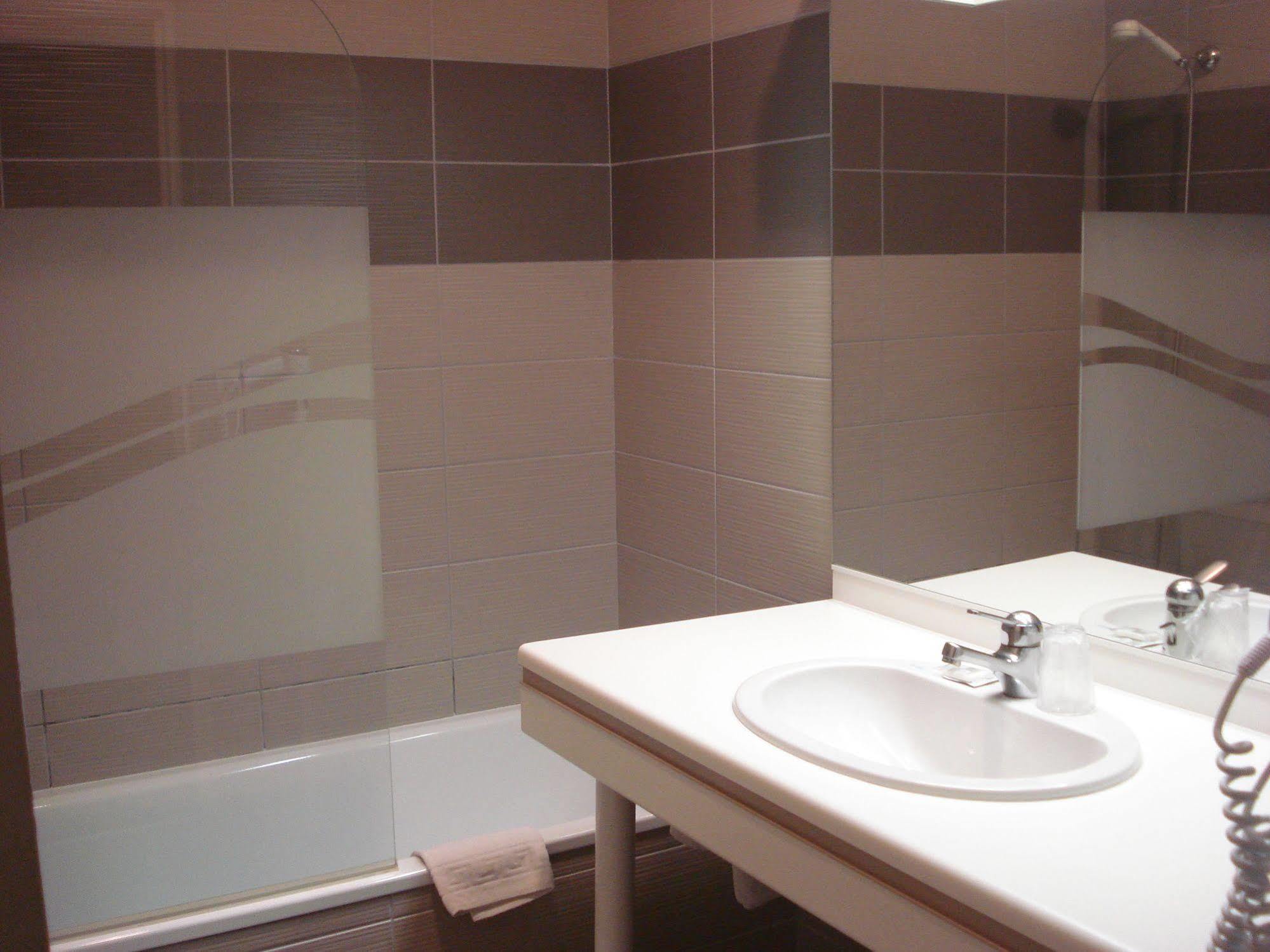 Hotel La Belle Etoile Thouare-sur-Loire Luaran gambar