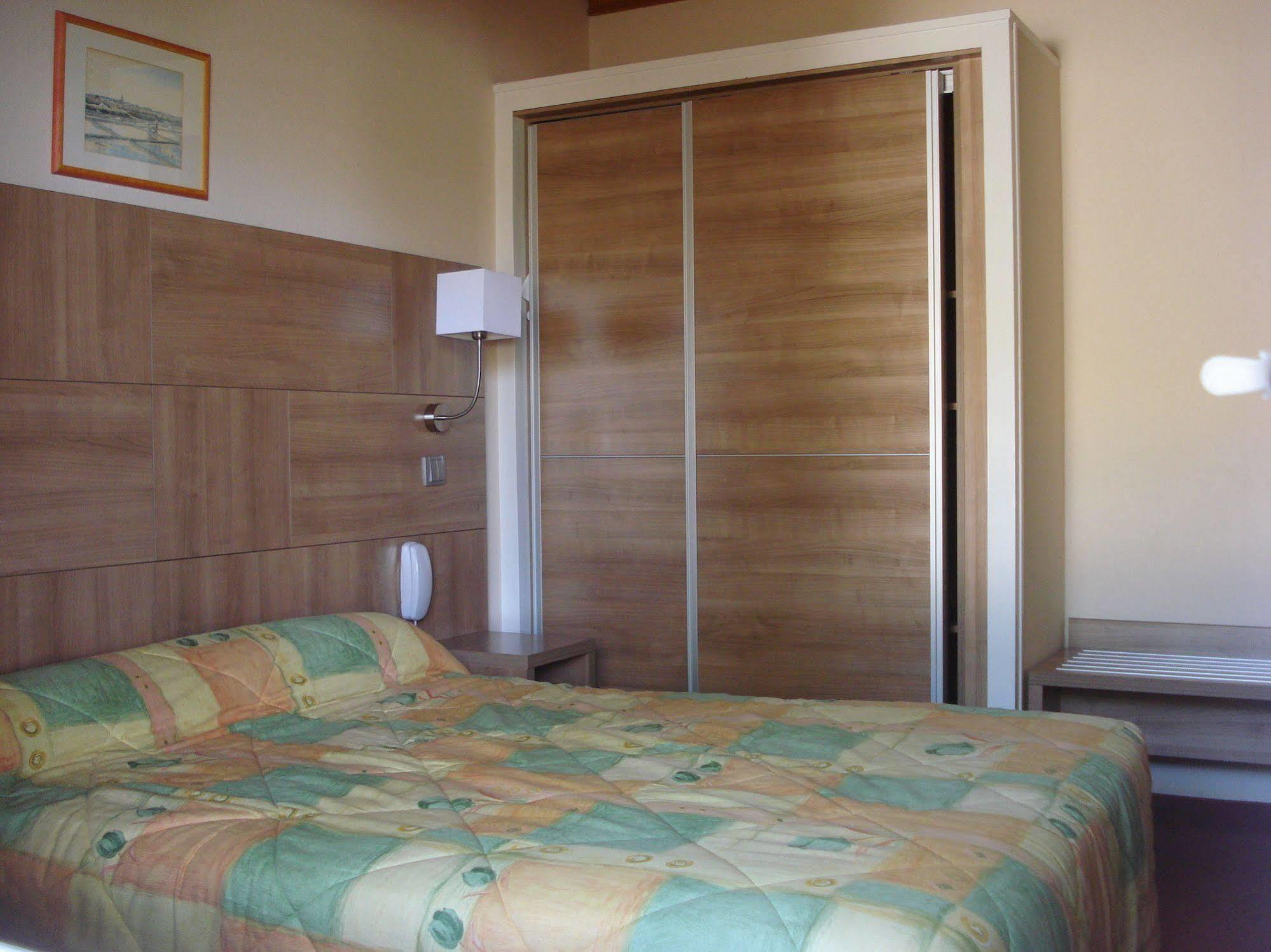 Hotel La Belle Etoile Thouare-sur-Loire Luaran gambar